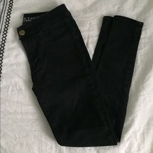 Black American eagle jeans.